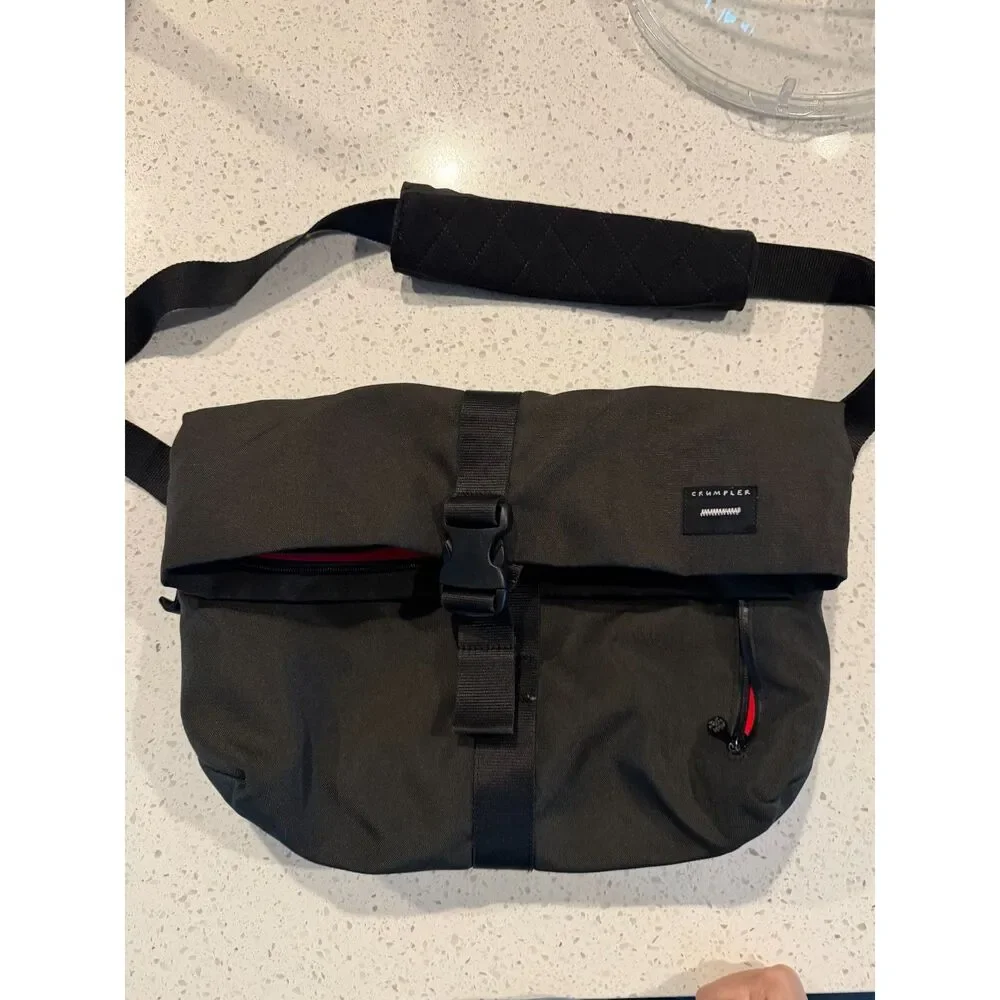Crumpler Pinnacle of Horror Messenger Laptop Bag Olive Roll Top Crossbody